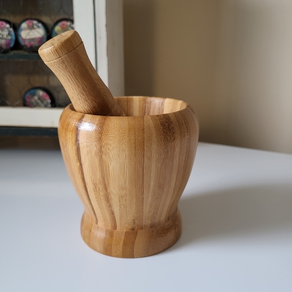 Lightweight Bamboo Wooden Mortar and Pestle - Picture 3 of 15